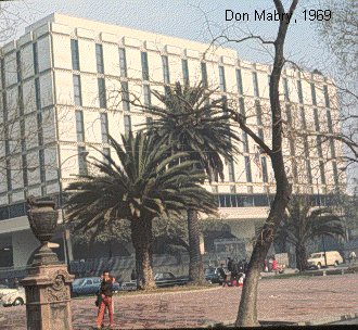 038.gif (65548 bytes)